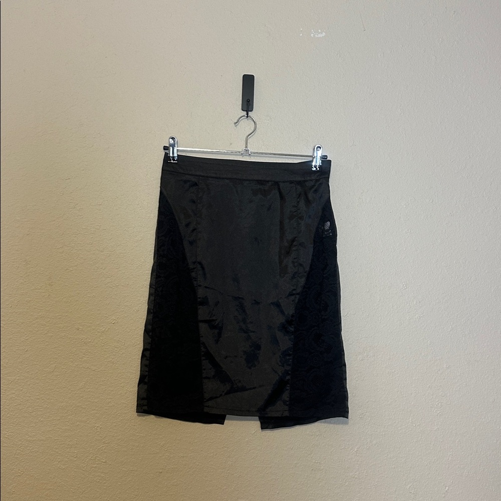 Vintage y2k Charlotte Russe black satin and lace skirt Size Medium